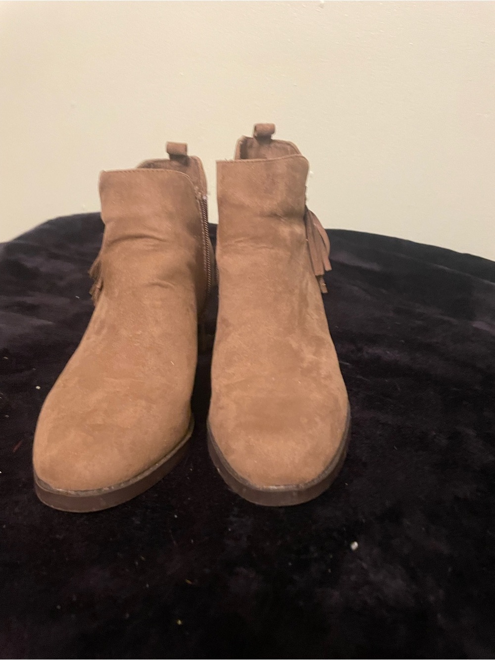 BONGO Tan Suede Tassel Ankle Boots